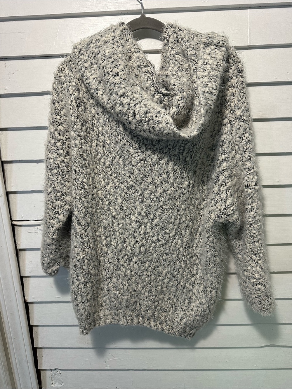 Cozy chunky Knit Sweater - Gray Sunday the label size 8